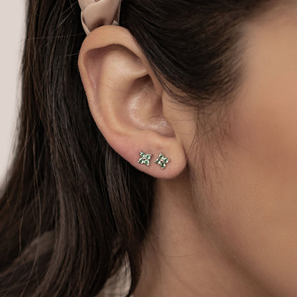 Green Daisy Stud Earrings Sterling Silver