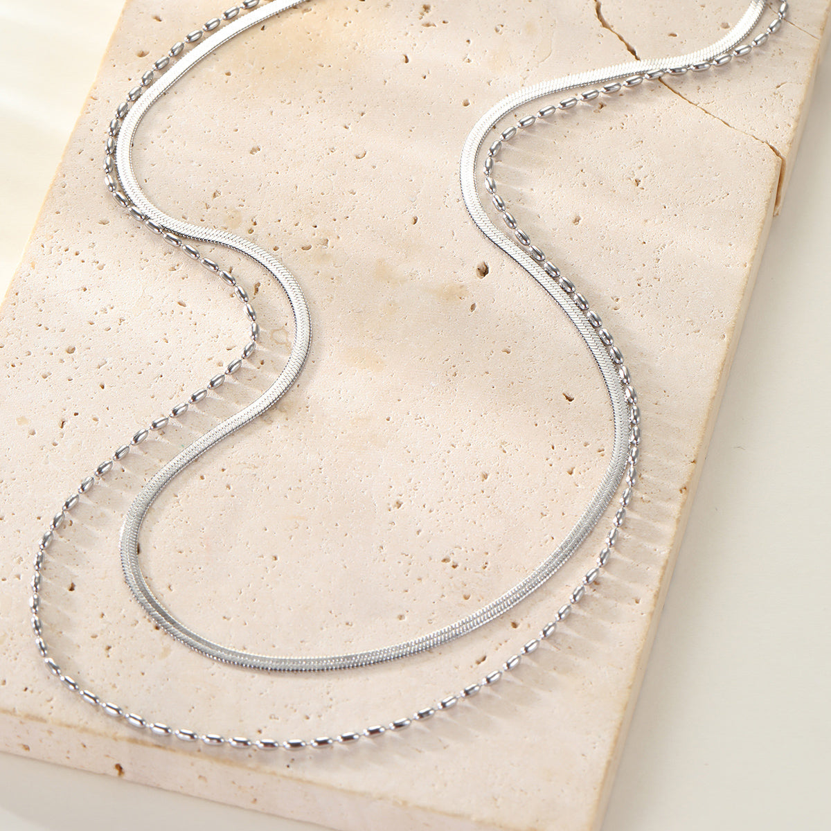 Layered Oval & Snake Chain Necklace Waterproof