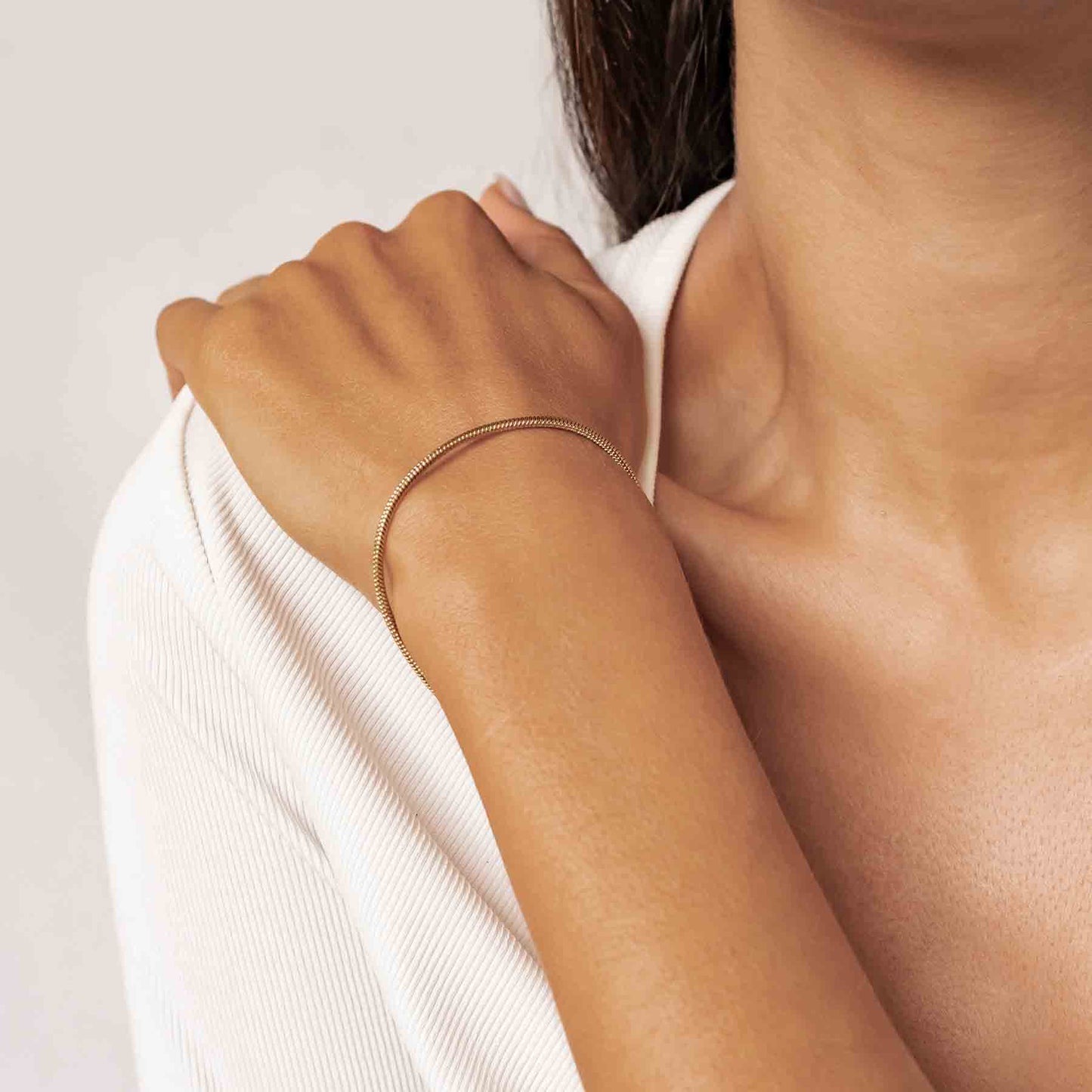 Round Snake Chain Bracelet Gold