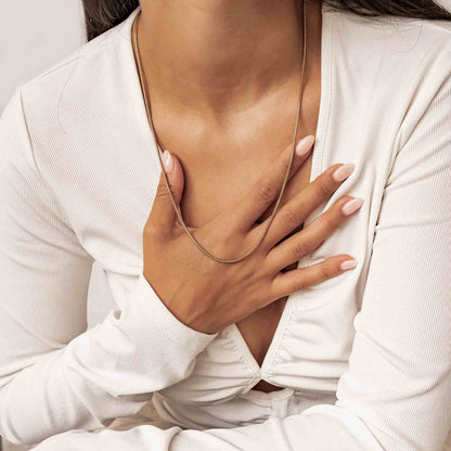 Round Snake Chain Necklace Gold