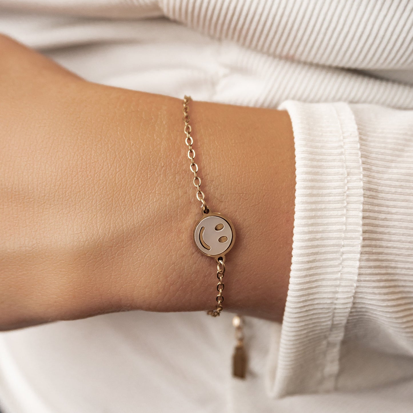 Shell Smiley Bracelet Waterproof