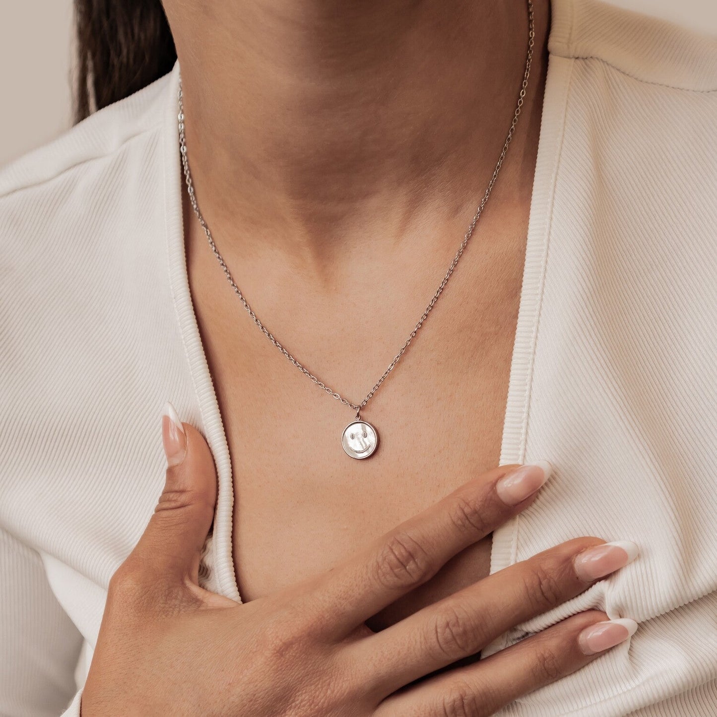 Shell Smiley Pendant Necklace Waterproof