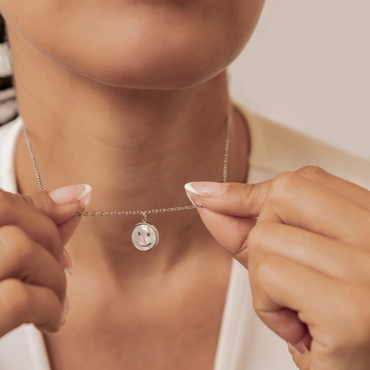 Shell Smiley Pendant Necklace Waterproof