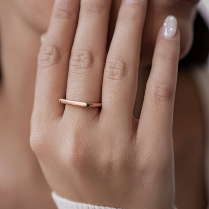 Sleek Arc Signet Ring Stainless Steel