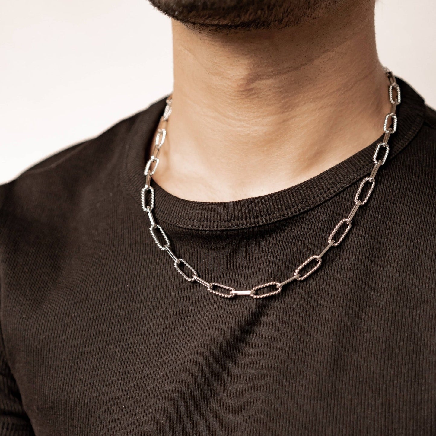 Twisted Paperclip Chain Necklace Waterproof