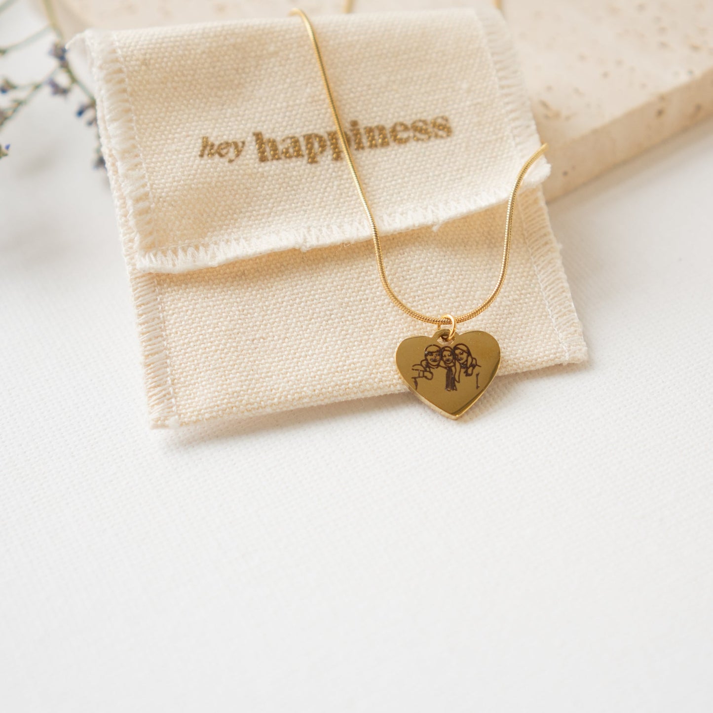 Engraved Picture Heart Pendant Necklace Waterproof
