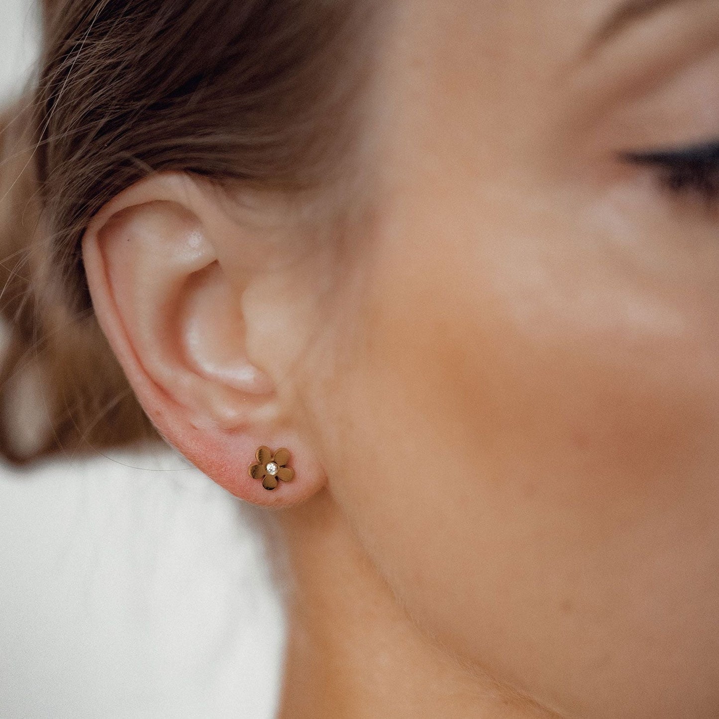 Forget-Me-Not Stud Earrings Gold