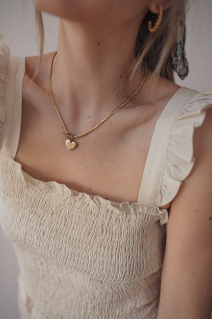 Heart Charm T-Bar Chain Necklace Gold