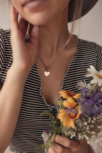 Heart Charm T-Bar Chain Necklace Rose Gold