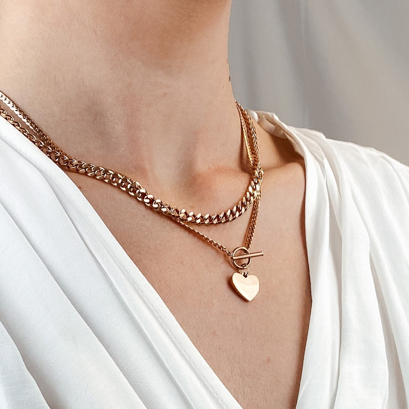 Heart Charm T-Bar Chain Necklace Rose Gold