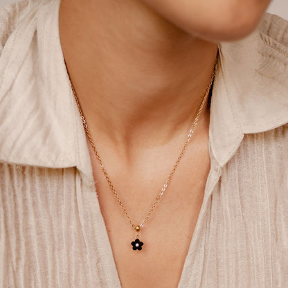Petite Flower Pendant Gold