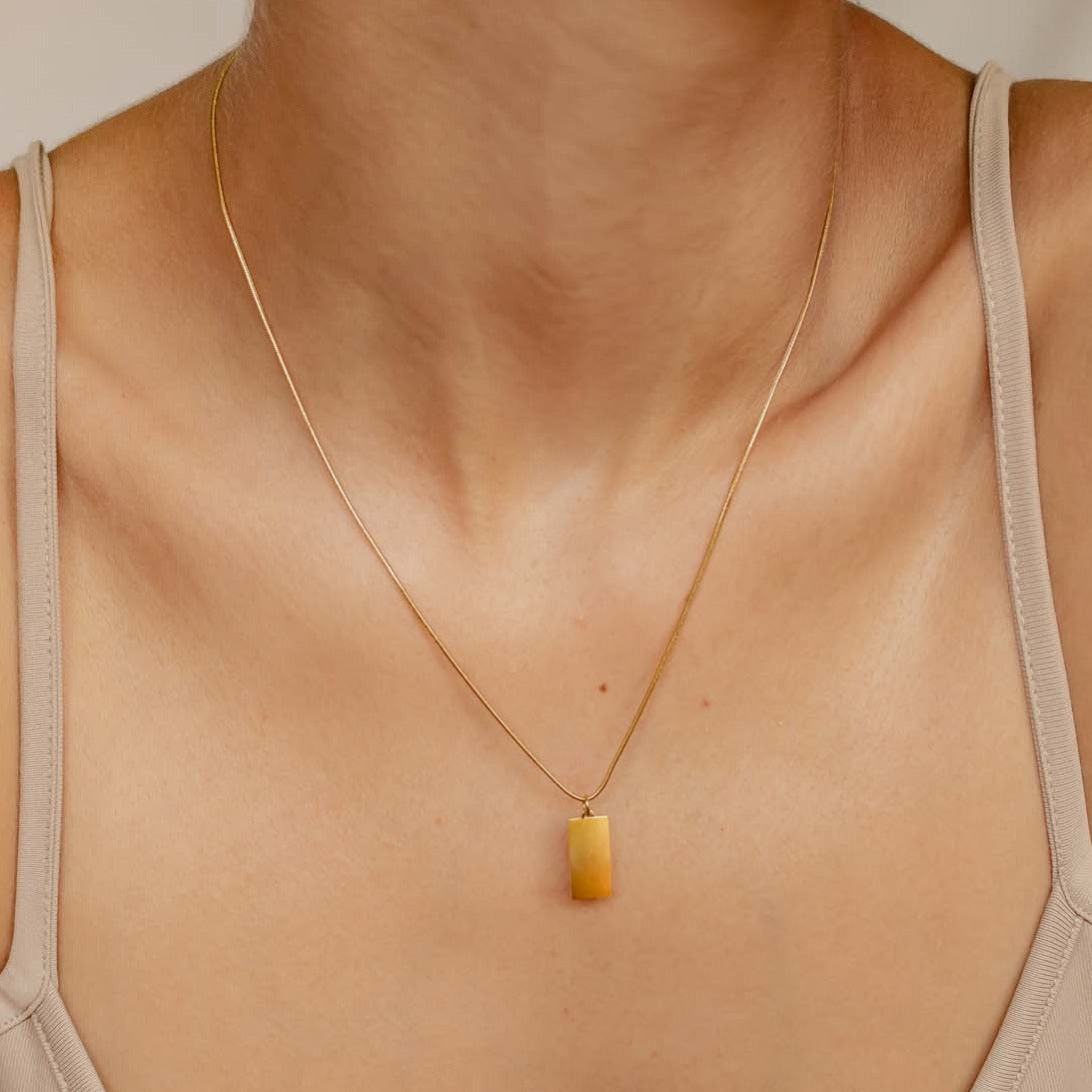 Rectangle Pendant Necklace Gold