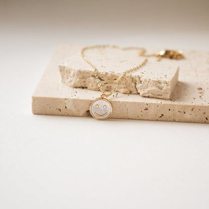 Shell Smiley Pendant Necklace Waterproof