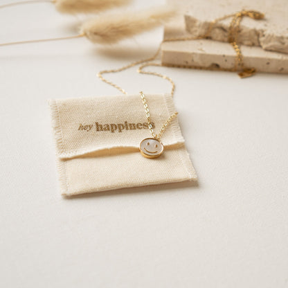 Shell Smiley Pendant Necklace Waterproof
