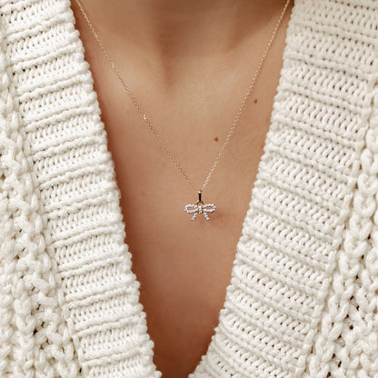 Splendor Pendant Necklace 9K Gold